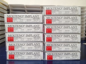 Molteno® Double Plate Implant boxes, left eye (L2)