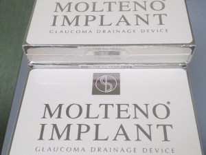 Molteno® Glaucoma Implant boxes top view with silver logo
